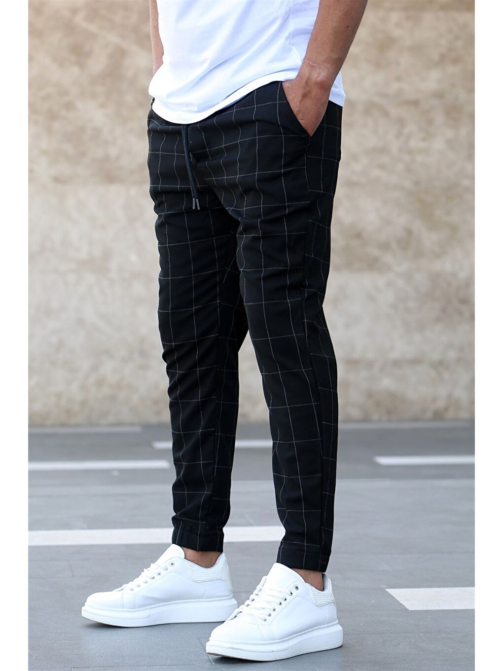 Ekoseli Siyah Jogger Mad4081-3