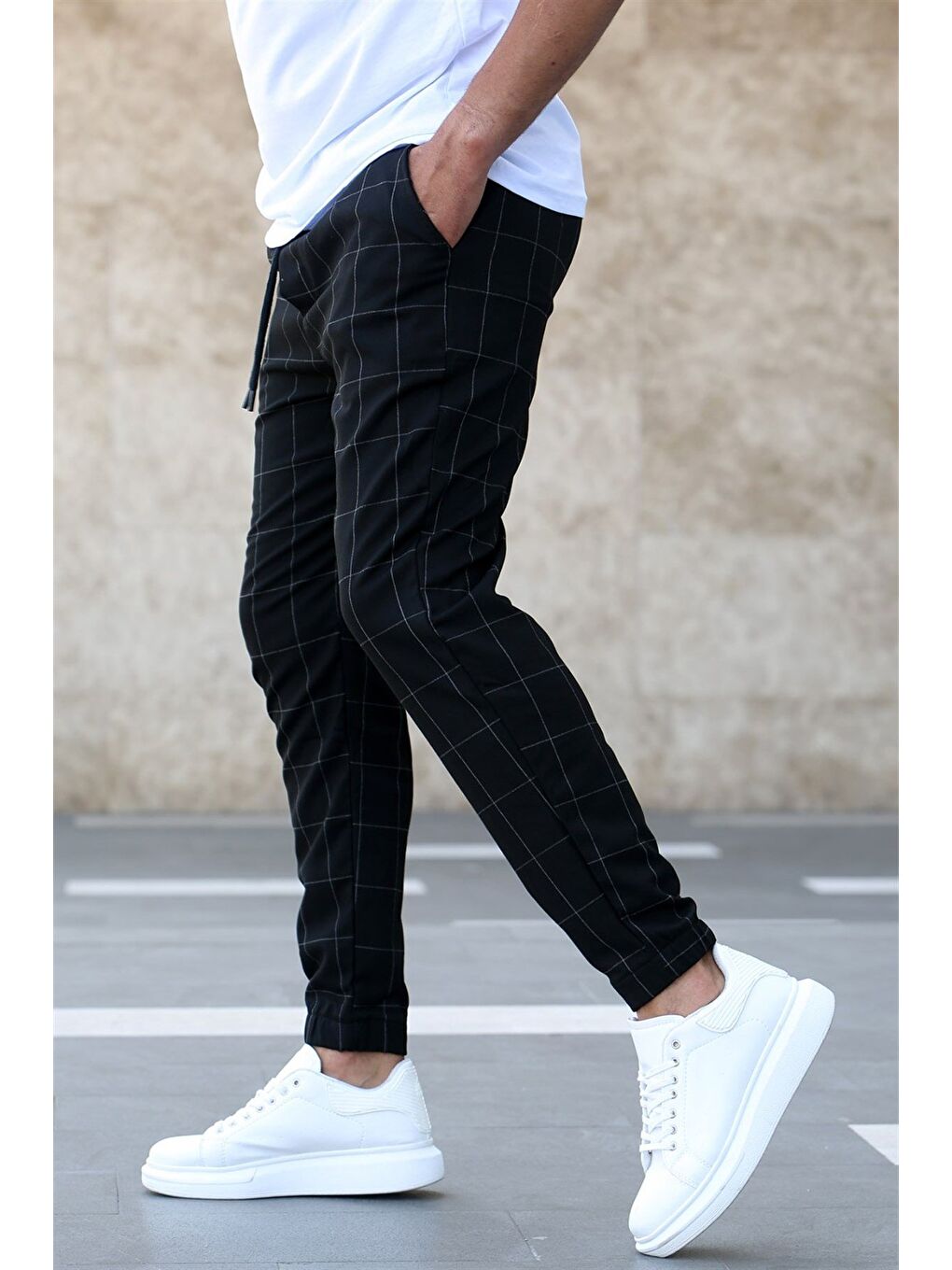 Ekoseli Siyah Jogger Mad4081-5