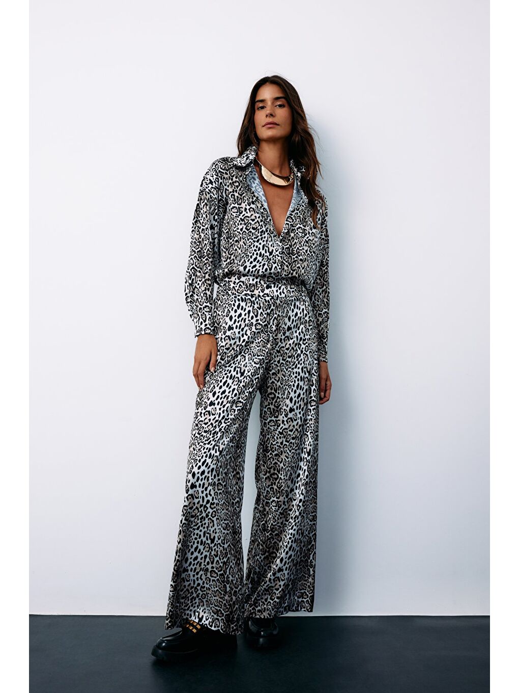 Yüksek Bel Saten Leopar Pantolon - Ekru-2