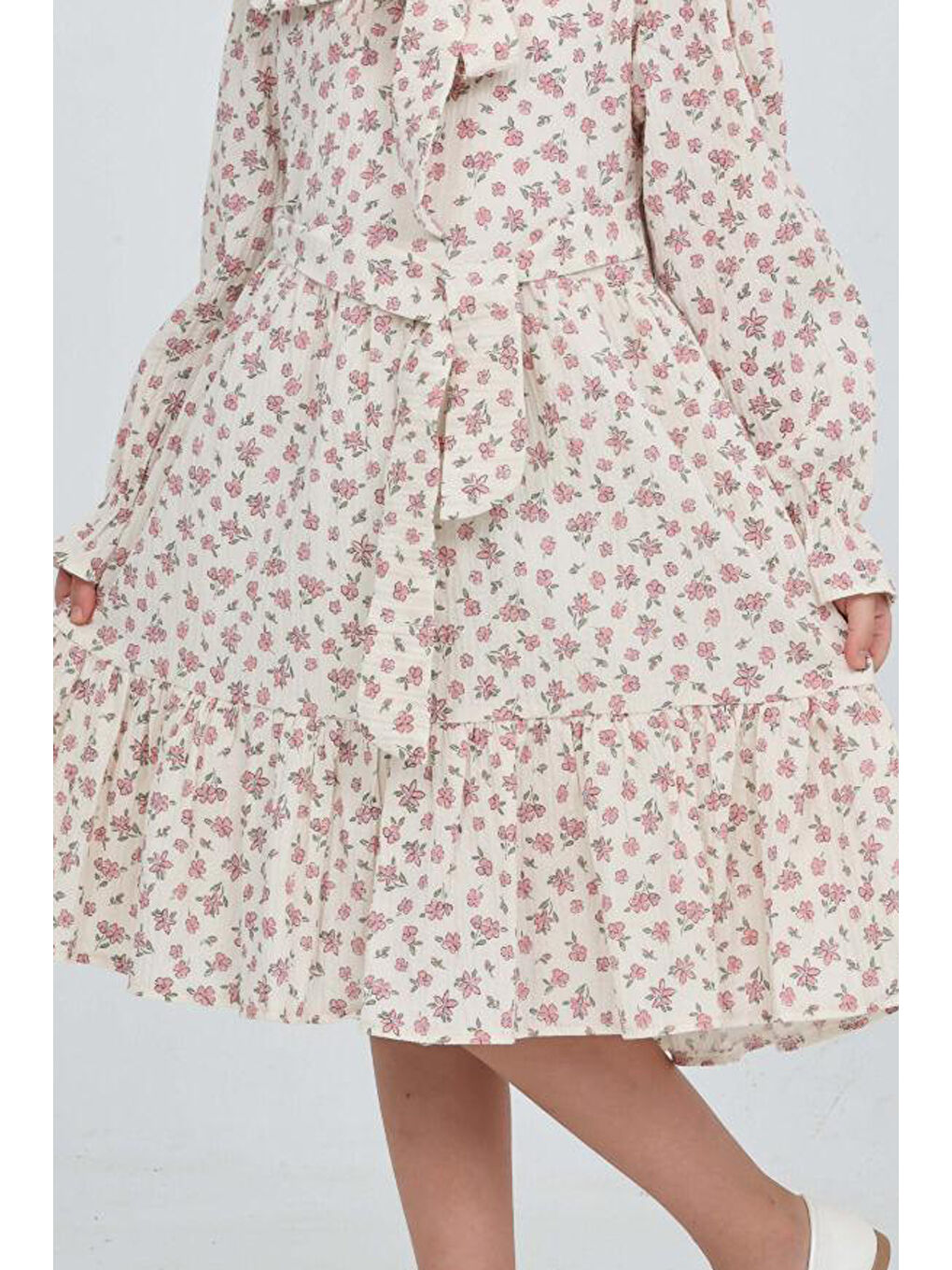 Pembe Kız Çocuk Fiyonk Yakalı Bel Kuşaklı Çiçek Desenli Kloş Etekli Elbise 12301-2