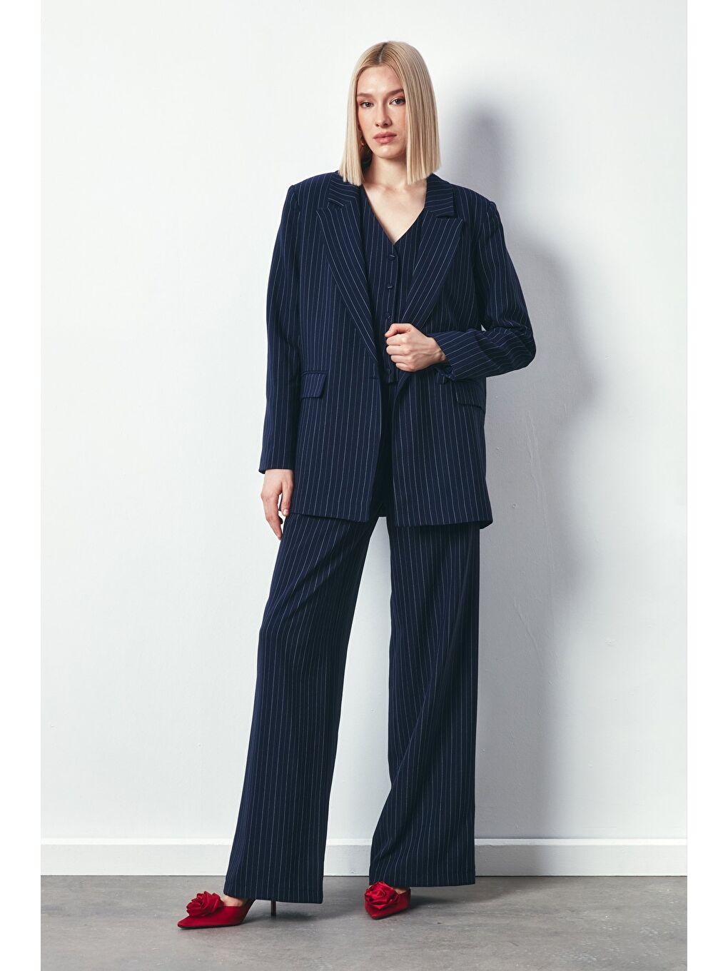 Bol Paça Çizgili Pantolon - Lacivert-1
