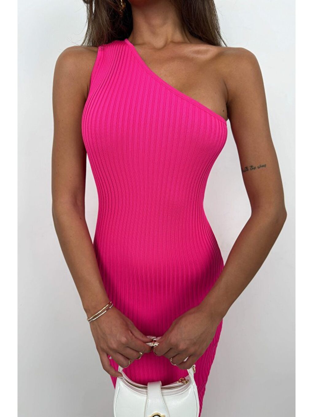 Fuşya Tek Omuz Yırtmaçlı Elbise-2