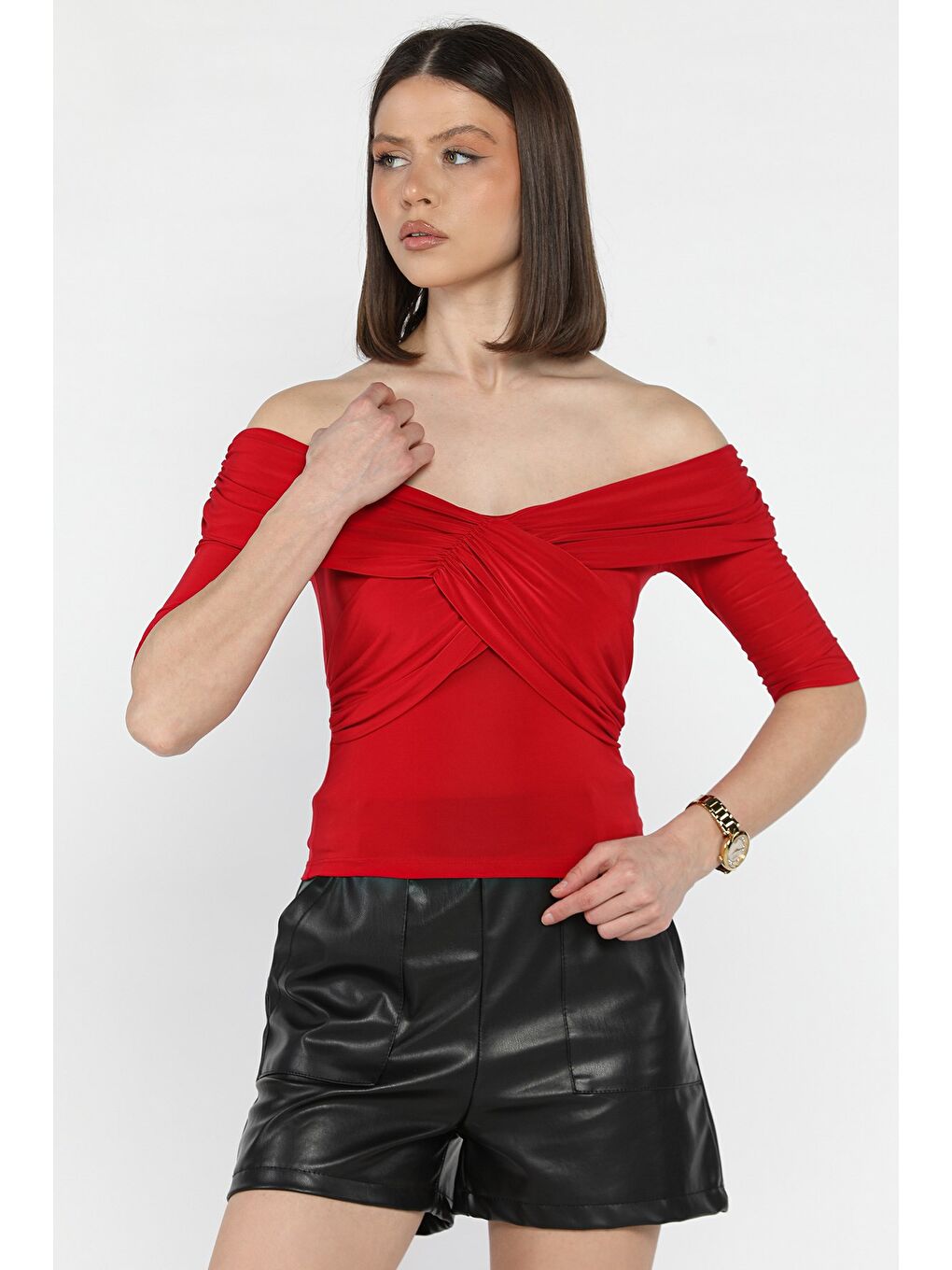 Kırmızı Madonna Yaka Drapeli Kadın Crop Bluz-1