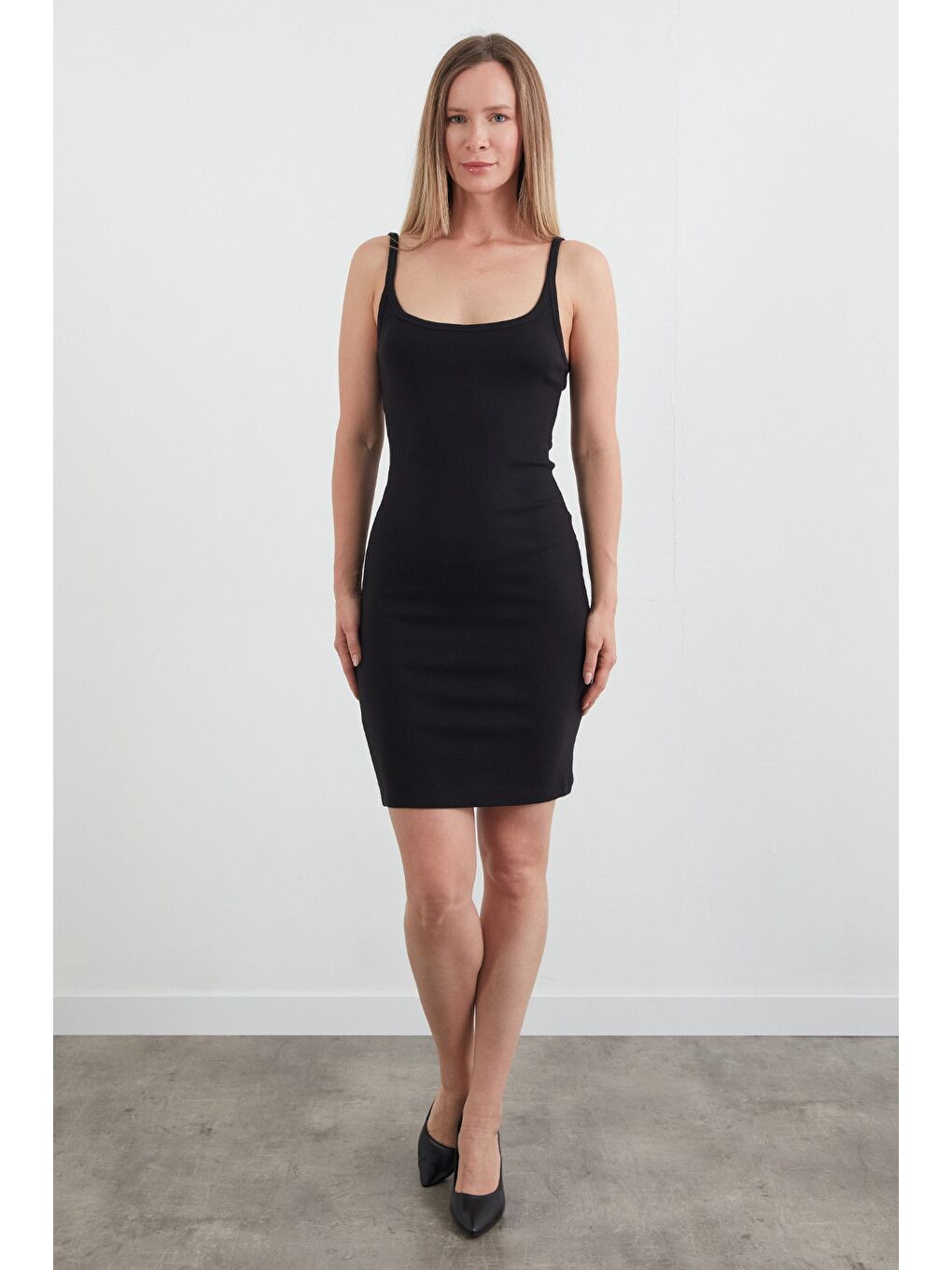 Siyah Basic Askılı Modal Elbise