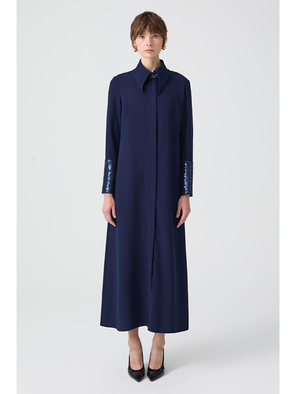 Lacivert Payet Detaylı Krep Elbise