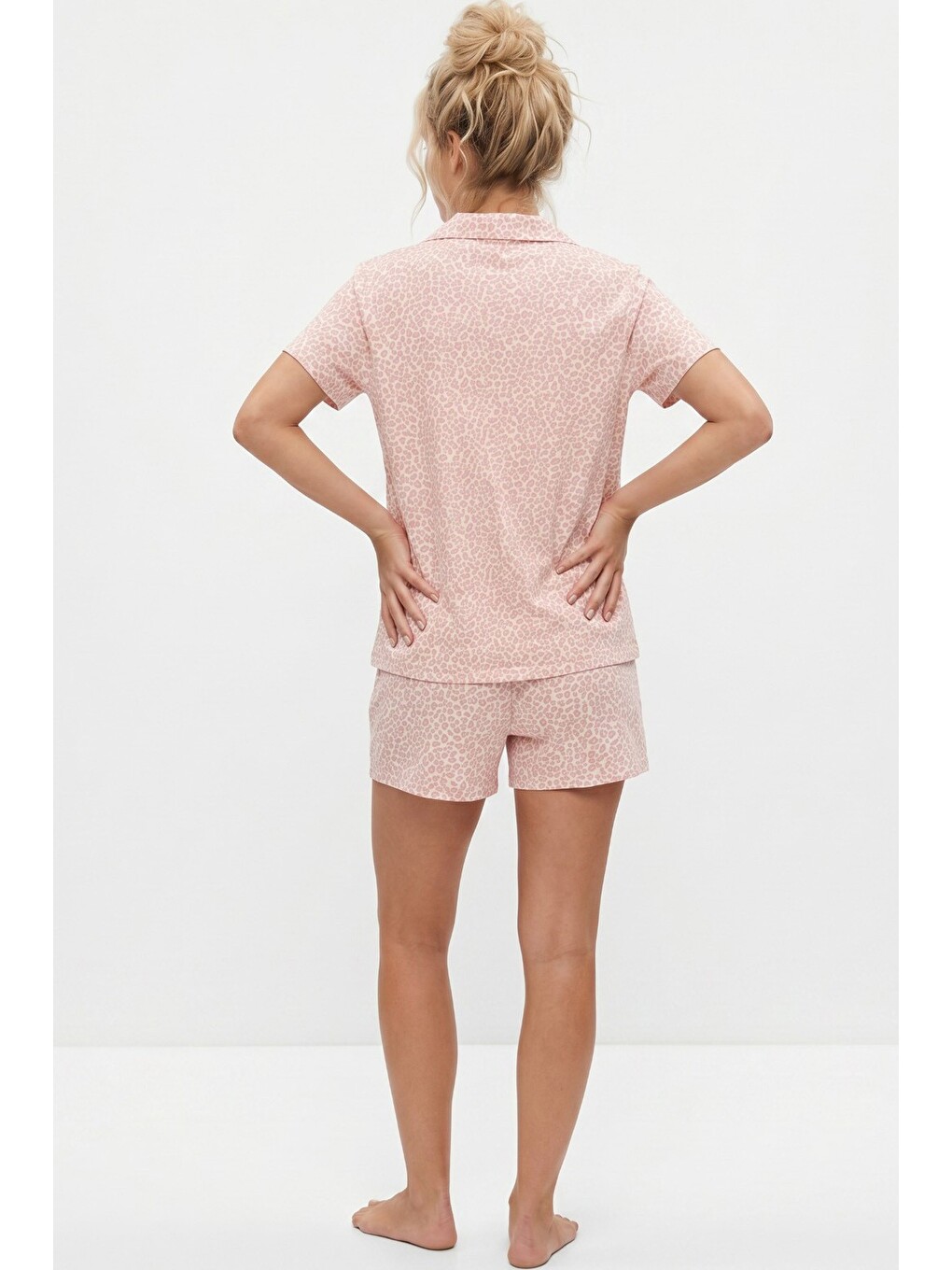 Karışık Gömlek Yaka Düğmeli Örme Şortlu Pijama Takım 8055-2