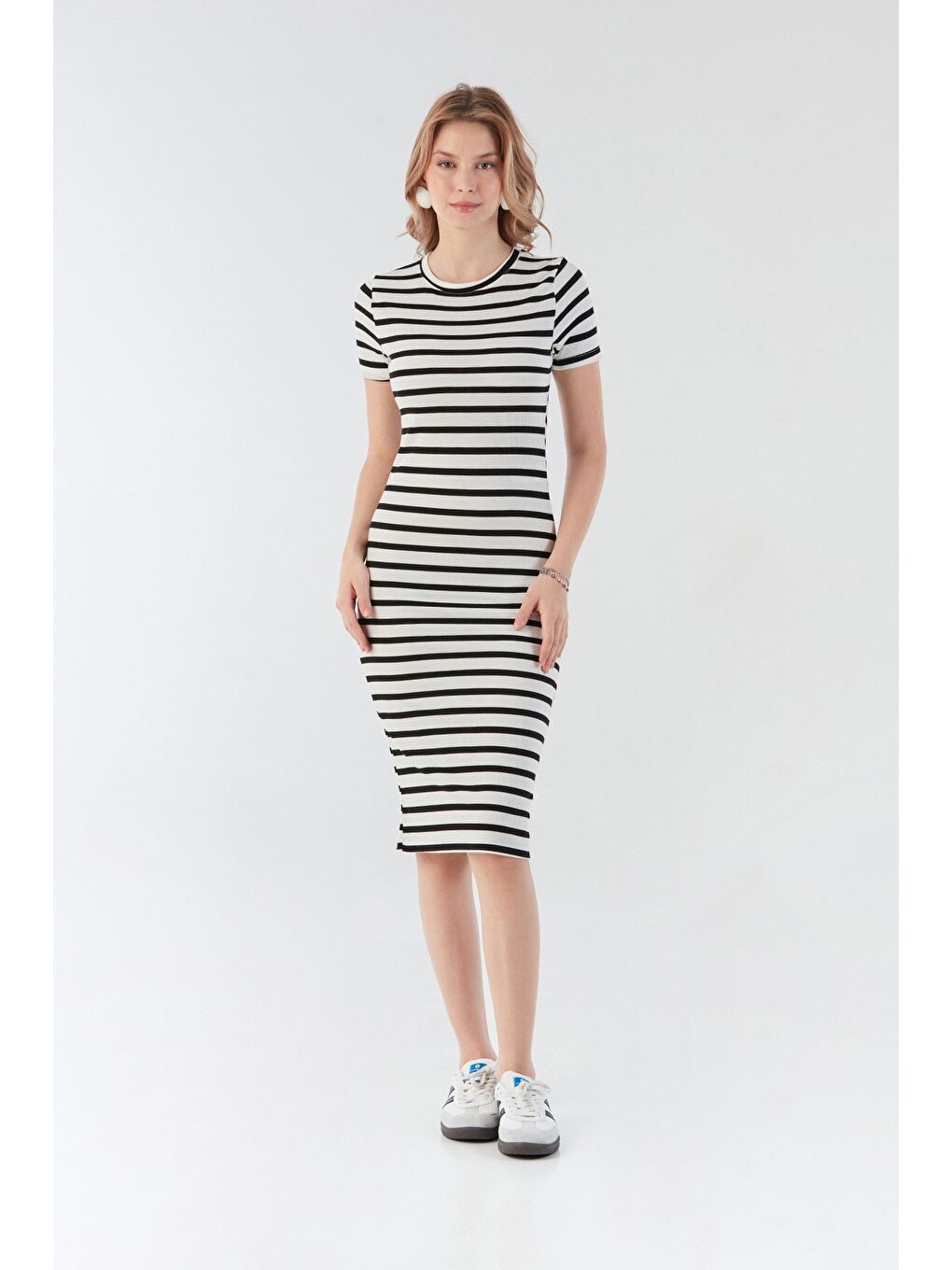 Beyaz Basic Fitilli Çizgili Elbise