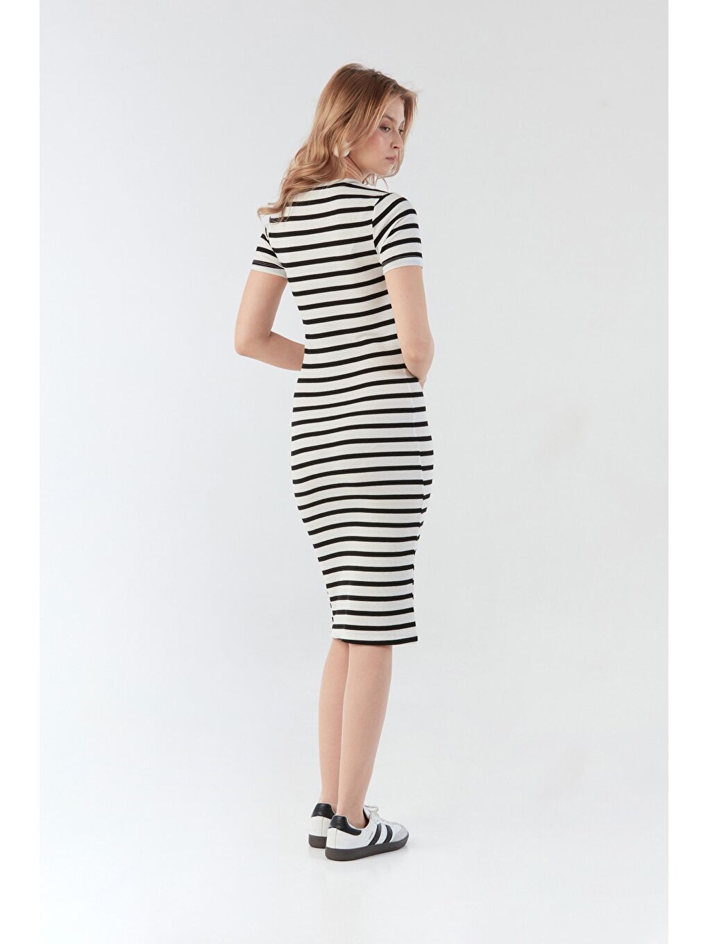 Beyaz Basic Fitilli Çizgili Elbise-2