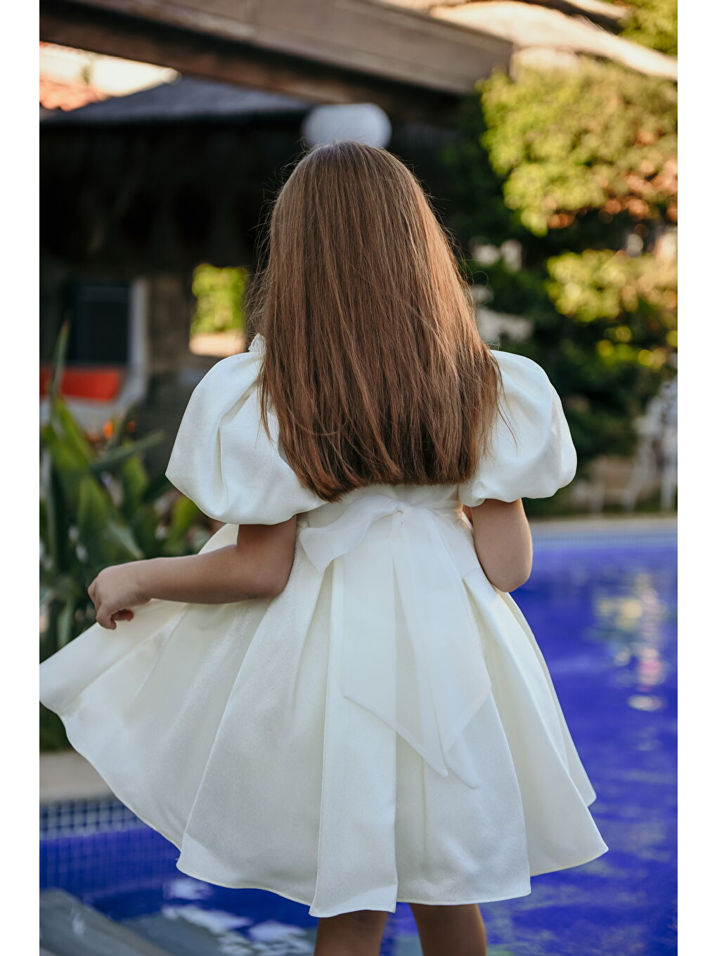 Ekru Kız Çocuk Özel Kısa Abiye Elbise - Düğmeli, Özel Tasarım - Çanta Aksesuarlı_M2445-1