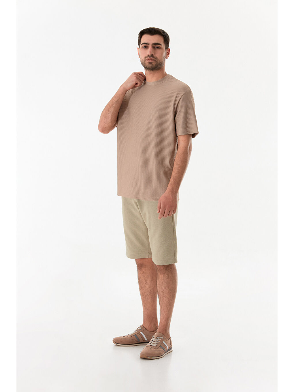 Kahverengi Jakarlı Bisiklet Yaka Tişört-3