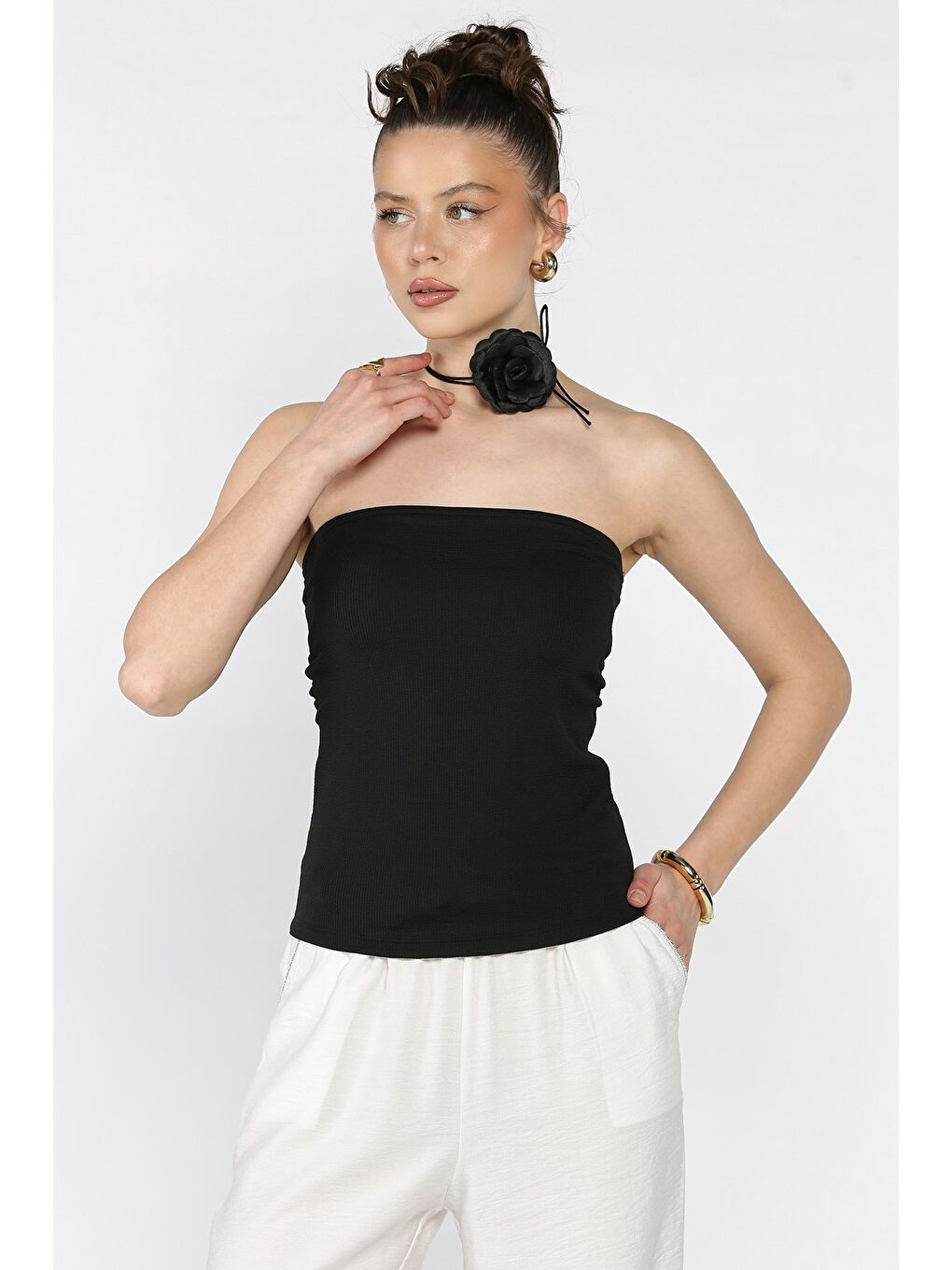 Siyah Kadın Yan Büzgü Detaylı Straplez Bluz-1