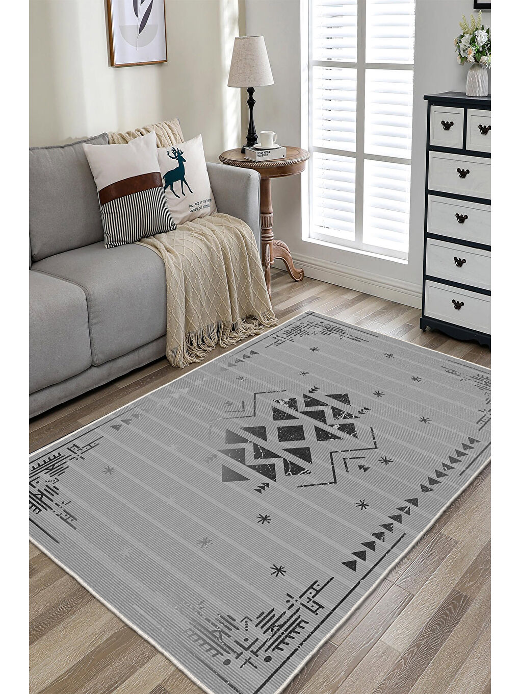 Gri Dekoratif Özel Tasarım Yıkanabilir İnce Kaymaz Tabanlı Modern Halı KECE FR46-2