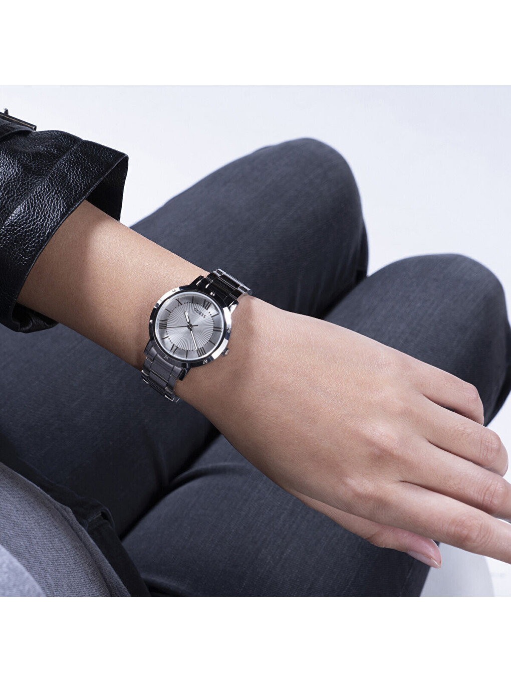 Gri GUGW0404L1 Kadın Kol Saati-5