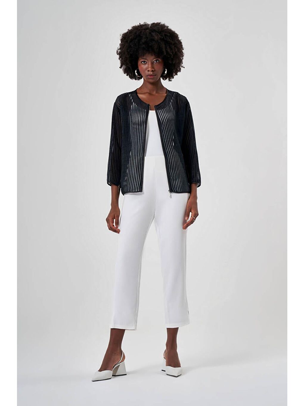 File Dokulu Siyah Ceket