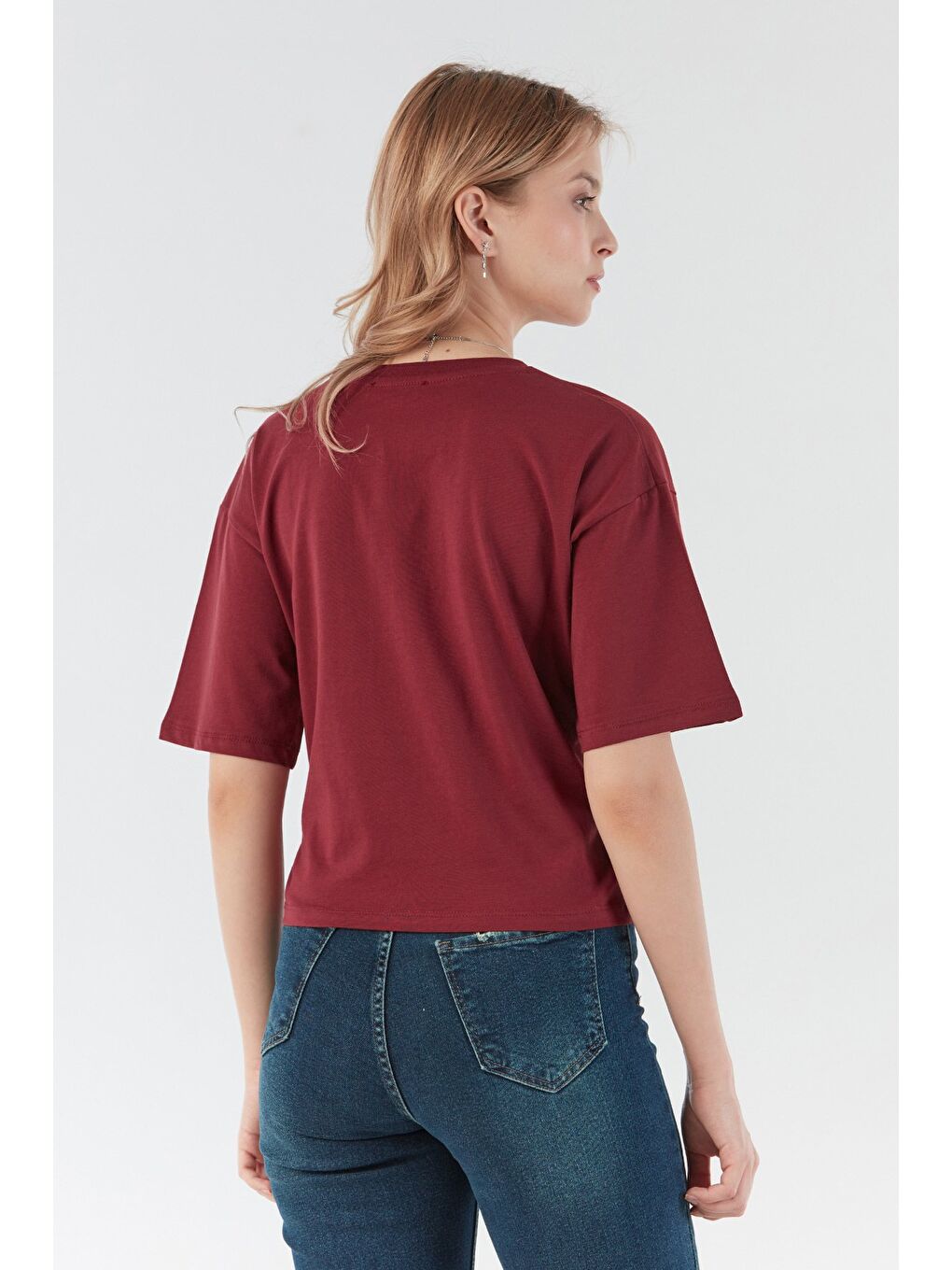 Bordo Peacebud Aksesuar Detaylı Oversize Crop Tişört-1