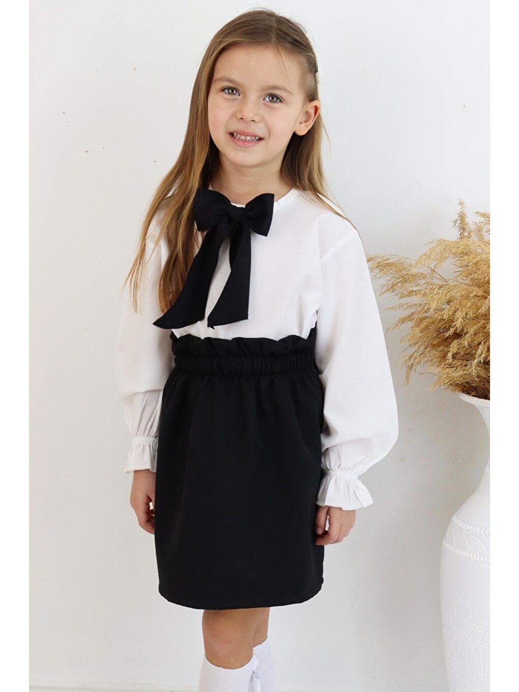 Kız Çocuk Parla Uzun Kollu Siyah Etek Ekru Bluz Fular 23 Nisan Takım-4
