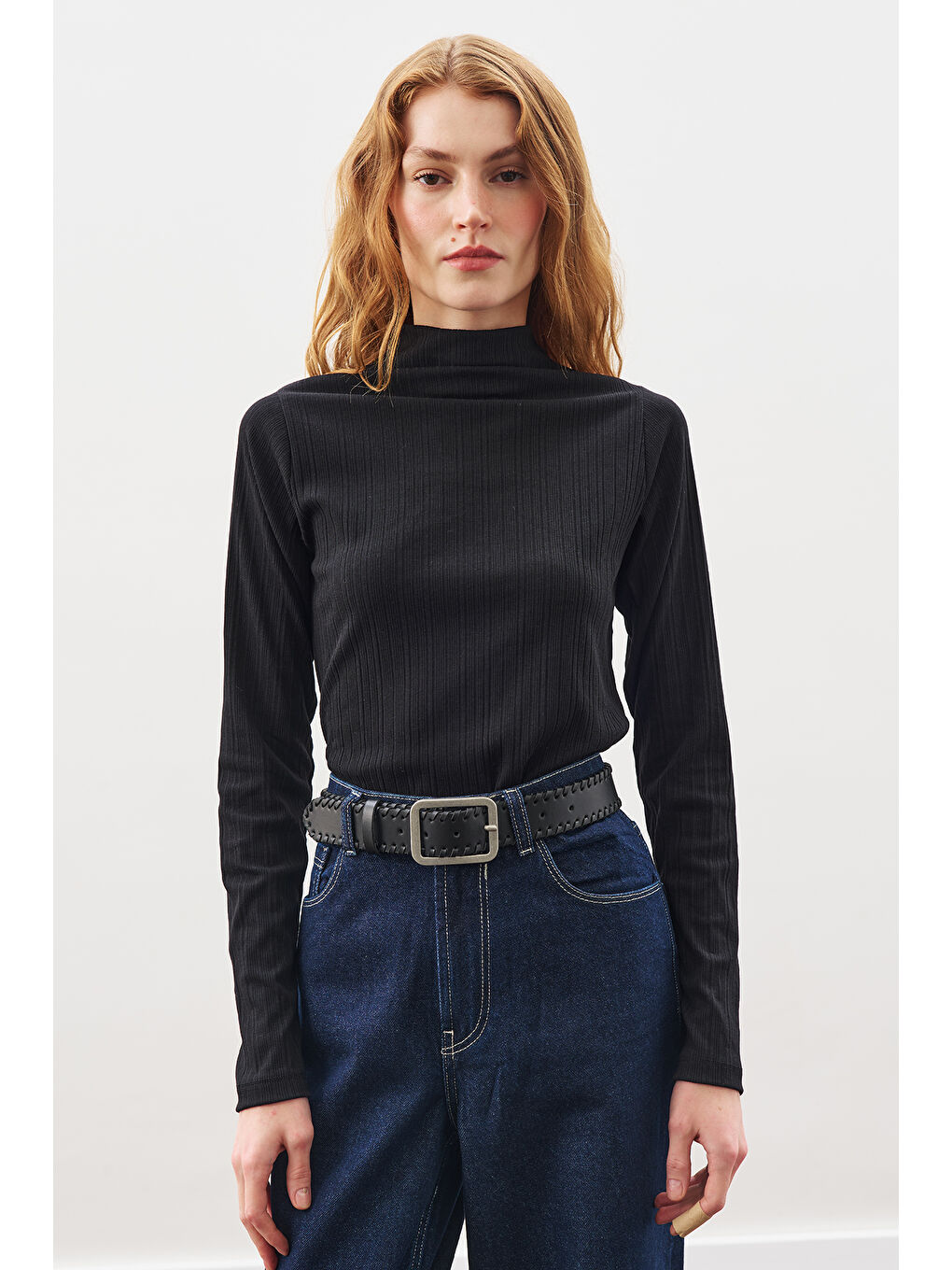 Yüksek Yaka Body Siyah-1