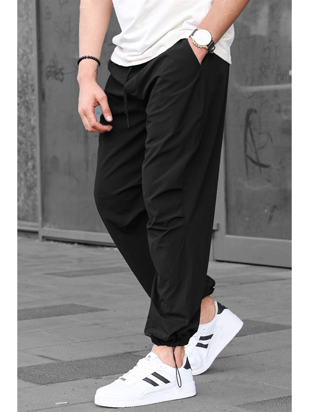 Siyah Regular Fit Erkek Paraşüt Pantolon 6504-1