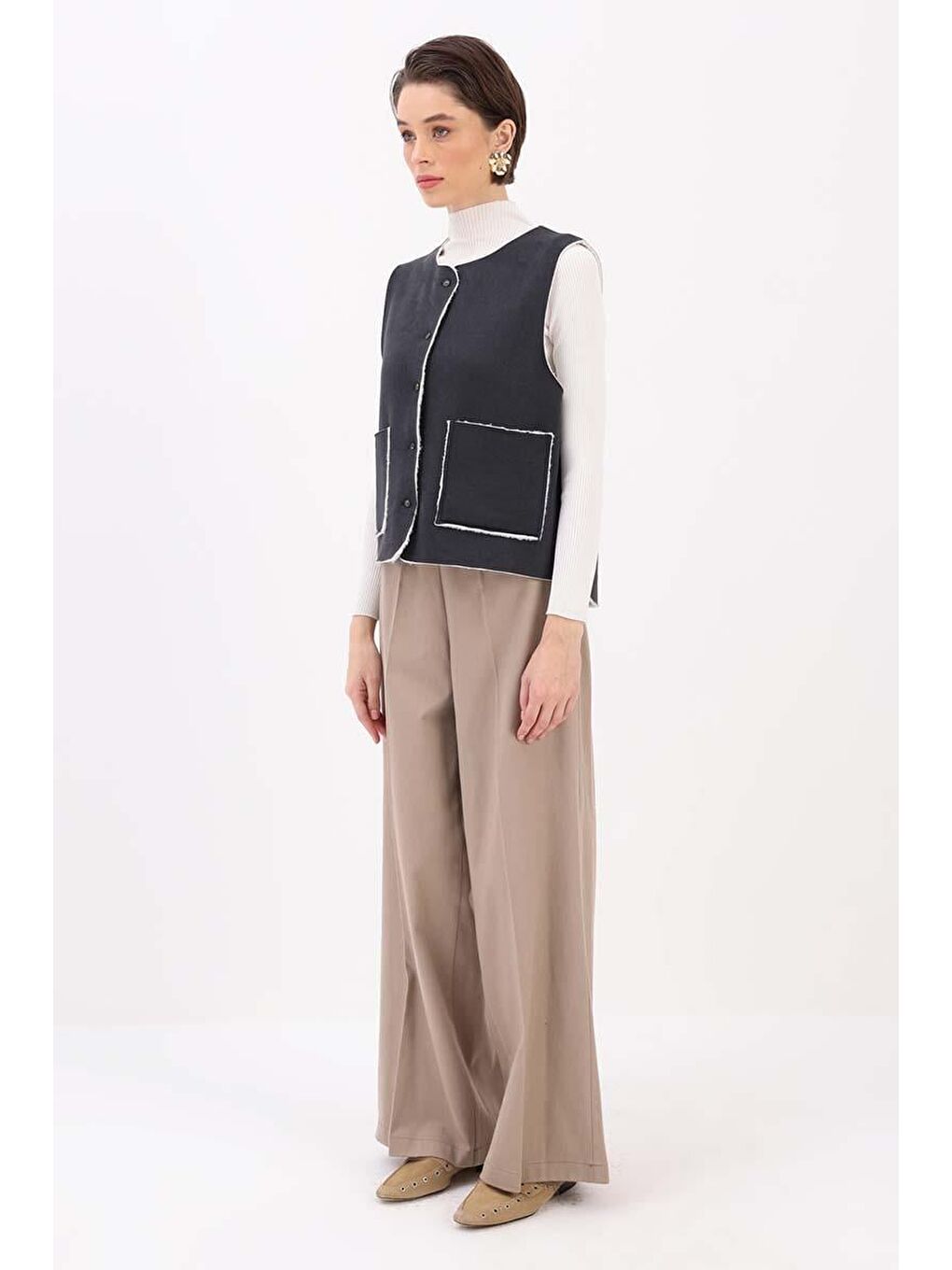 Siyah-Cepli Kısa Yelek-2