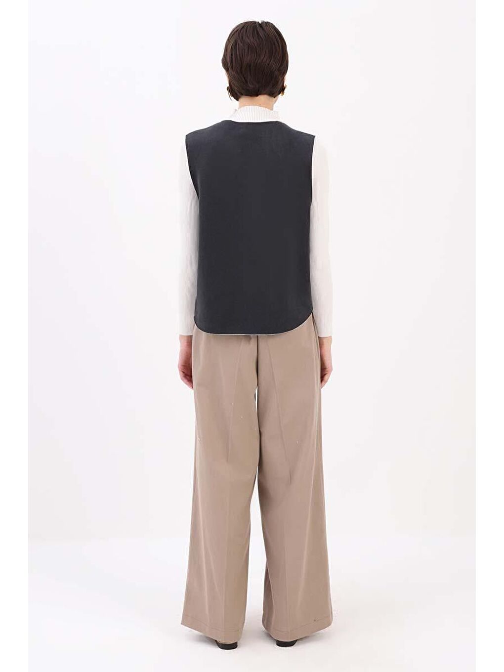 Siyah-Cepli Kısa Yelek-3