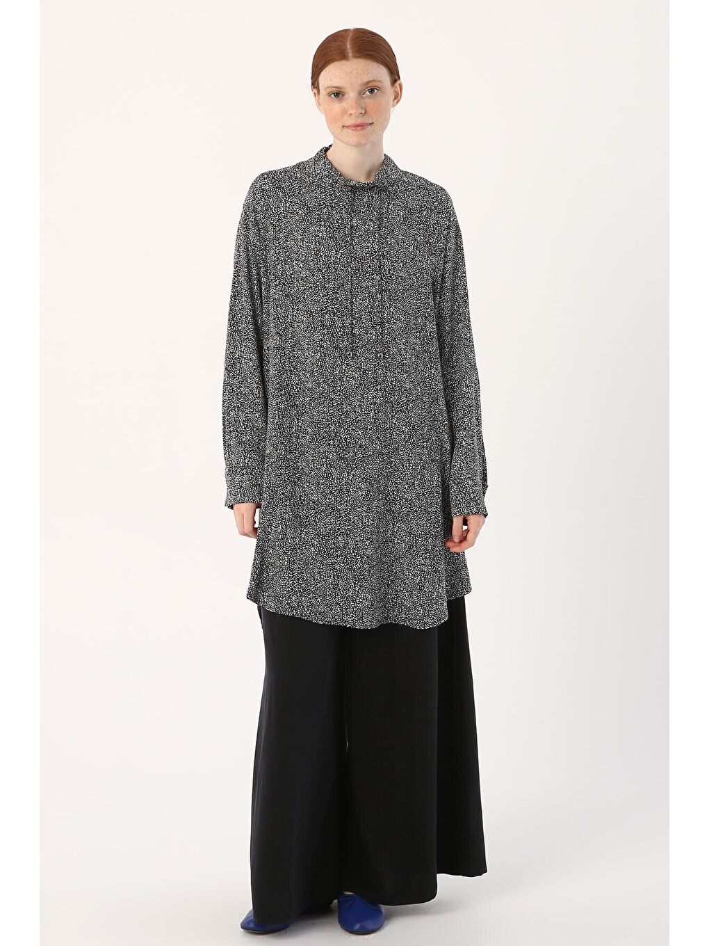 Siyah-Ekru Dik Yaka Kuşgözlü Tunik-1