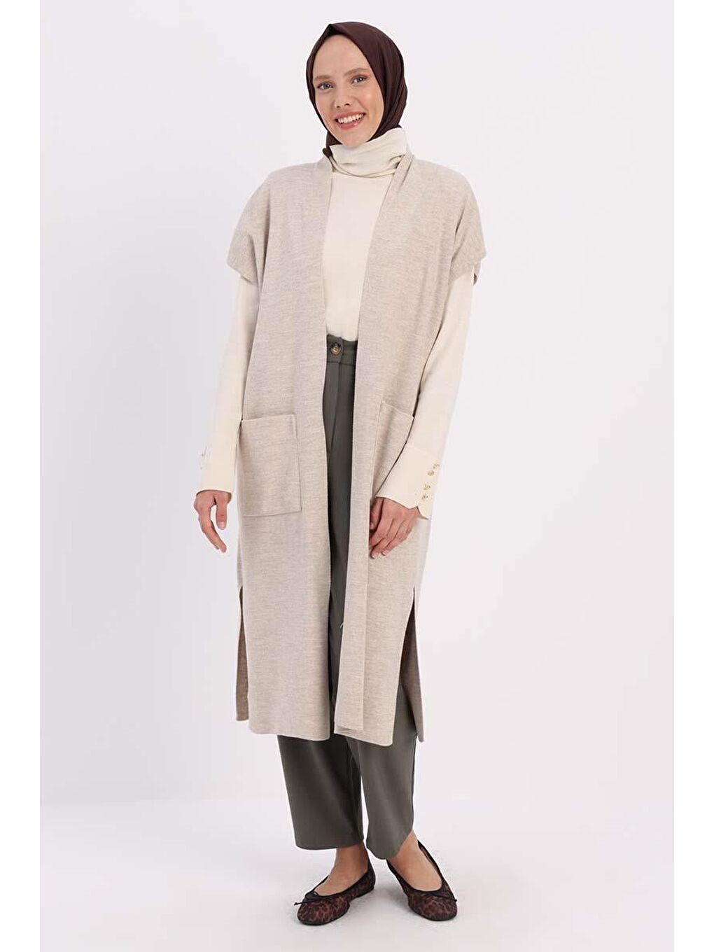 Bej Taş-Cepli Uzun Triko Yelek-1