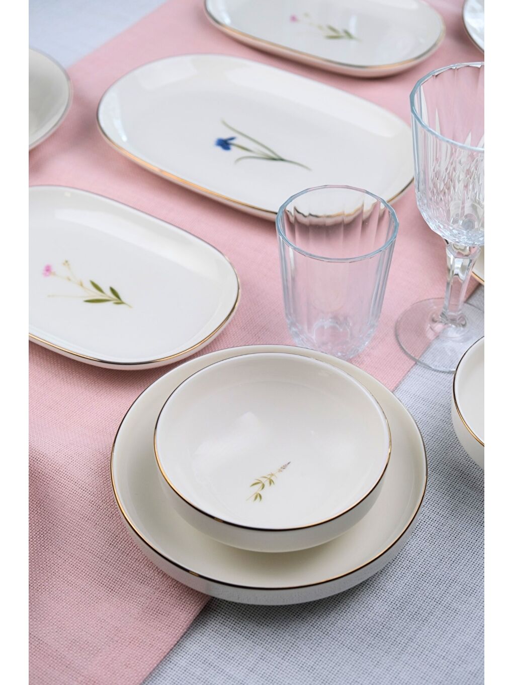 Beyaz Porselen Natura Karma Altın Yaldız Yemek Takımı Kayık Tabaklı 6 Kişilik 27 Parça-1