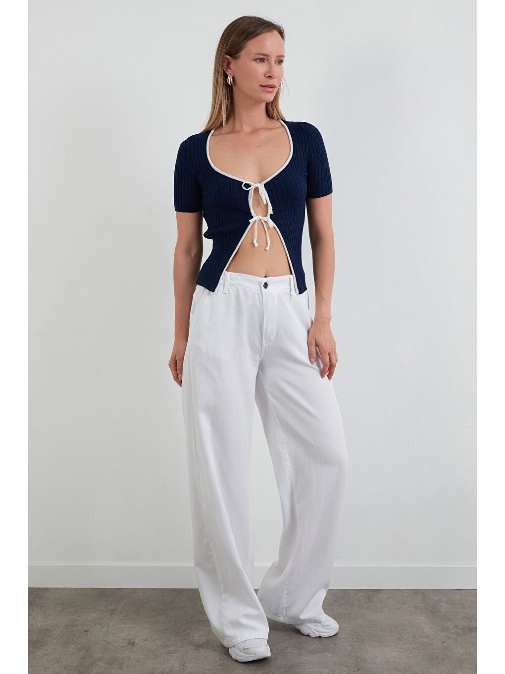 Lacivert Fitilli Bağlamalı Triko Bluz-1