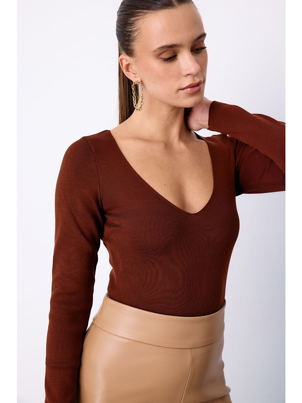 Kahverengi V Yaka Crop Triko - Kahve-1