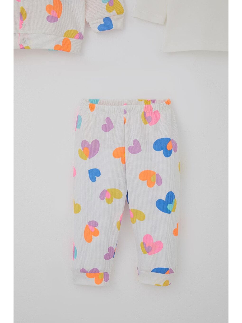 Kız Bebek Bodyli 3 Lü Takım Renkli Kalp Desenli Beyaz (4 Ay-1 Yaş)-4