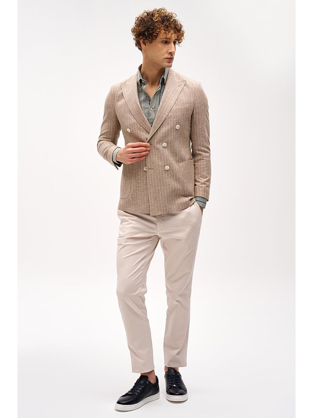 Erkek Bej Slim Fit / Dar Kalıp Geniş Kırlangıç Ceket-3