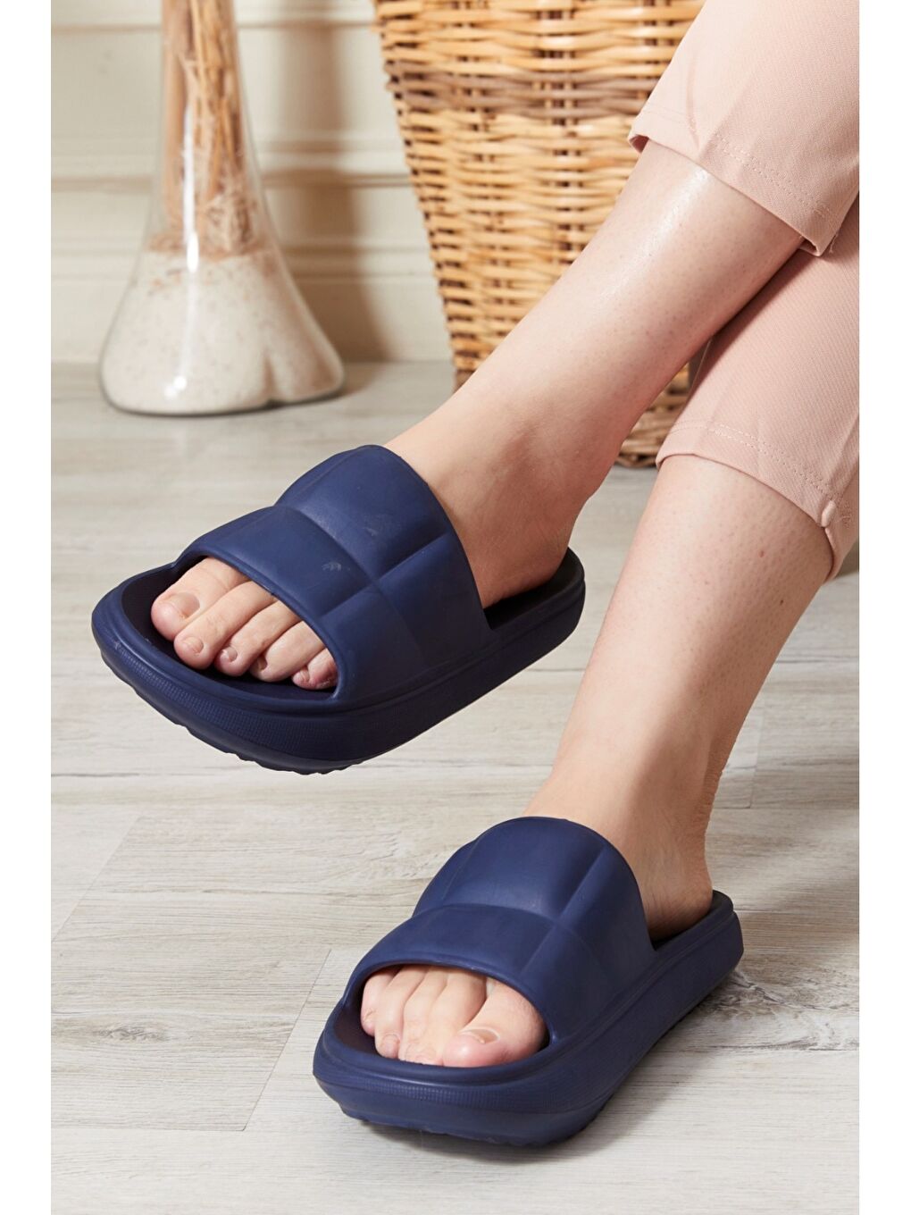 Lacivert Kadın Günlük Konfor Terlik-1