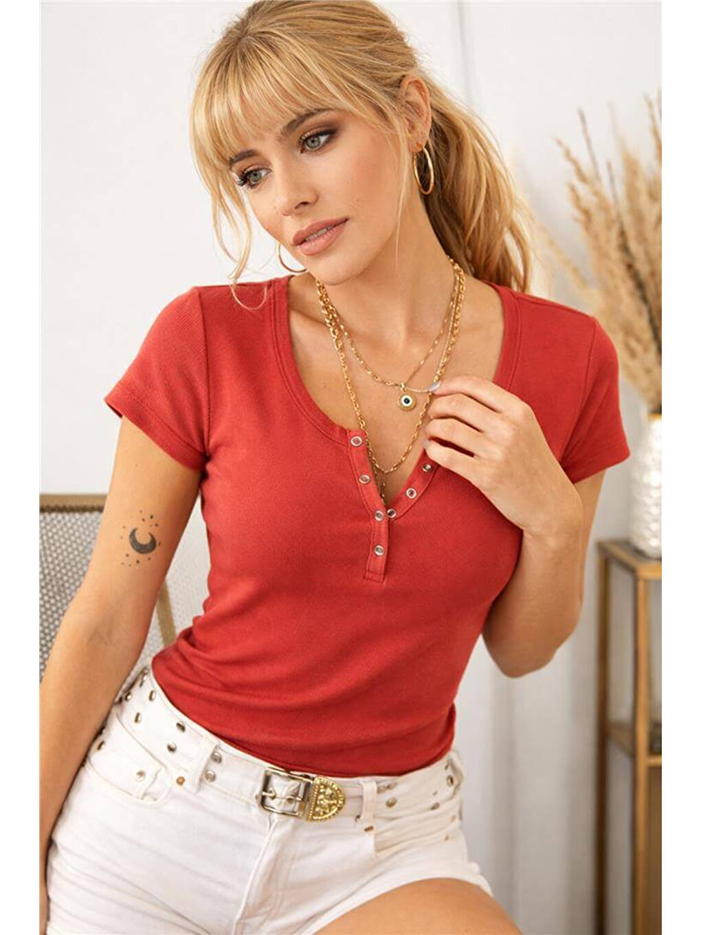 Pembe Pamuklu Düğme Detalı V Yaka T Shirt 26Y0191K1-1