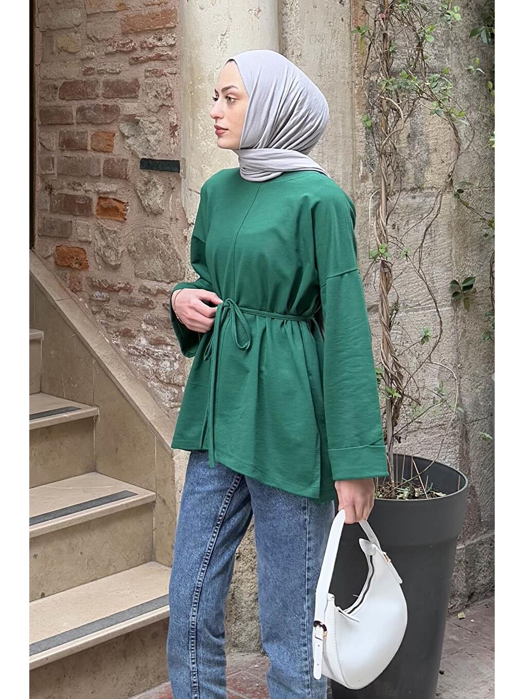 Yırtmaç Detaylı Sweat Zümrüt Yeşili-1