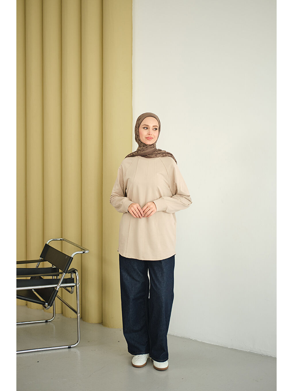 Ekru Kadın Dikiş Detaylı Bisiklet Yaka Sweat Krem-4