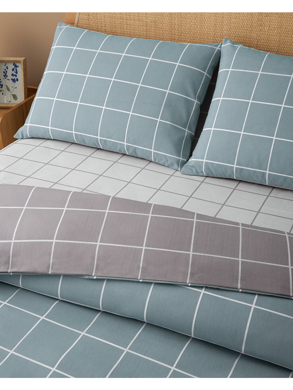 Gridline Kolay Ütülenir Çift Kişilik Nevresim Takımı 200x220 cm Seledon-Mürdüm-1