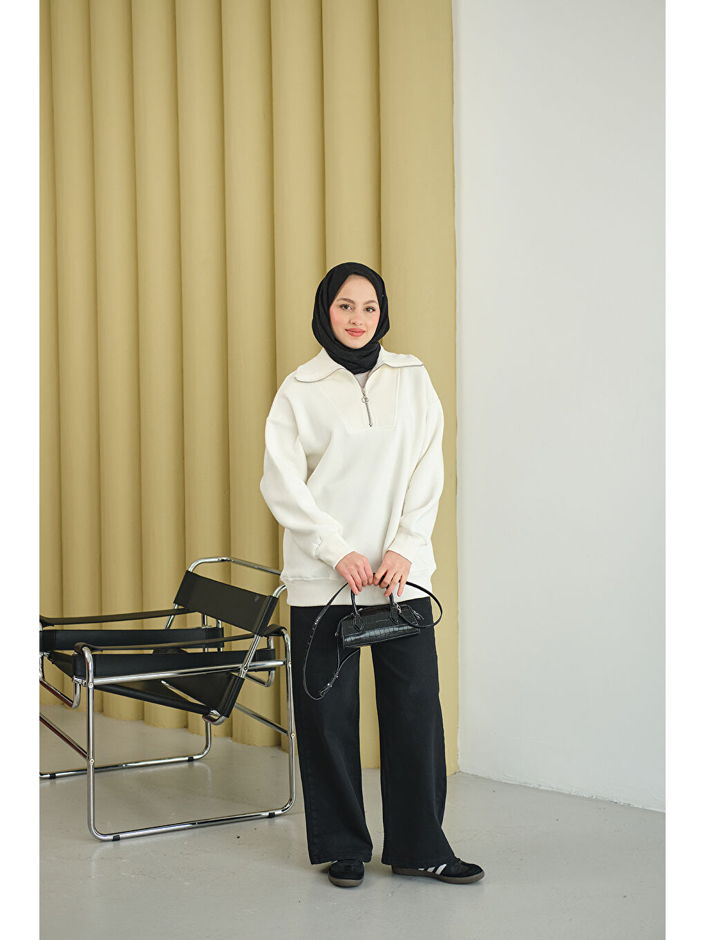 Kadın Yarım Fermuarlı Sweat Ekru-3