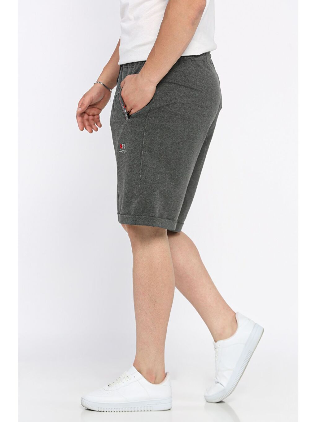 Gri Erkek Bel Lastikli Cep Fermuarlı Duble Paça Şort-1