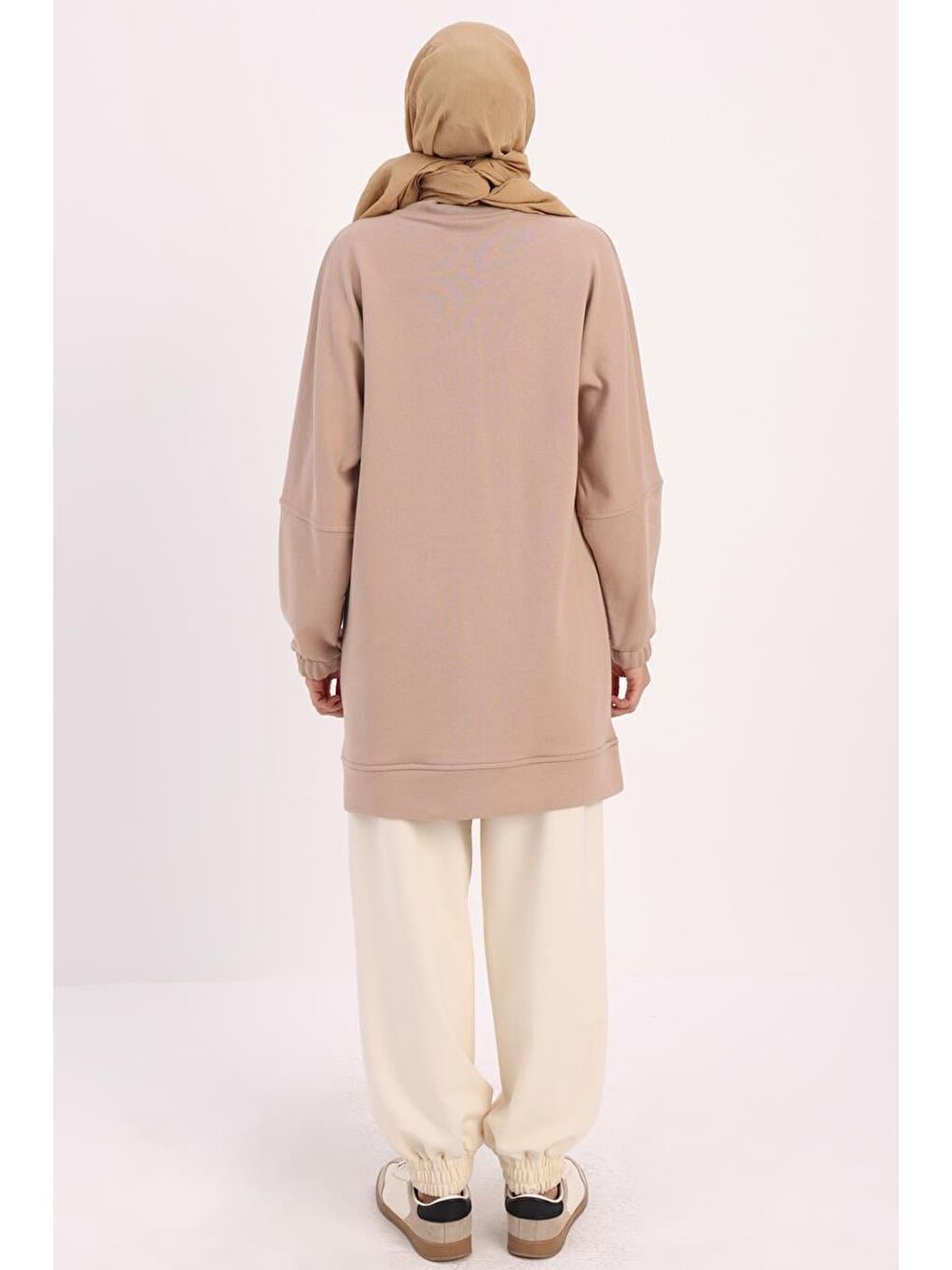 Bej-Dik Yaka Fermuarlı Sweat-3