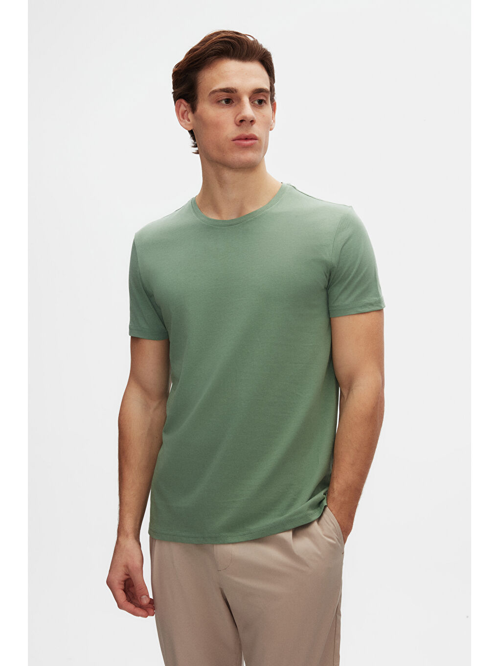 Slim Fit Yeşil Bisiklet Yaka %100 Pamuklu Nefes Alabilen T-Shirt