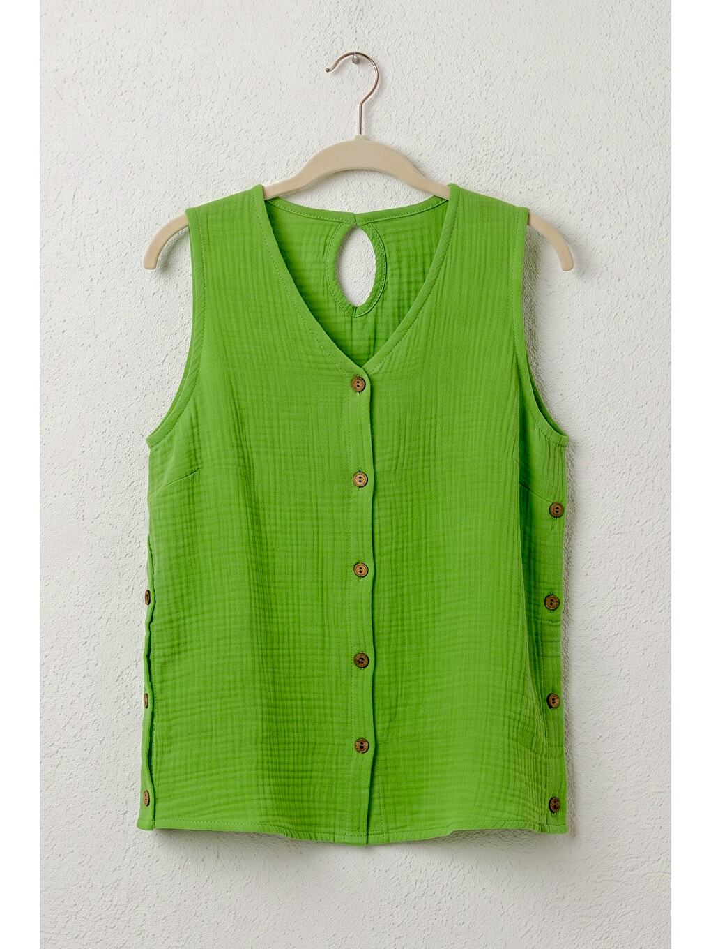 Pastel Yeşili V Yaka Kolsuz Düğmeli Yanları Düğmeli Casual Müslin Dokuma Bluz 58 56-1