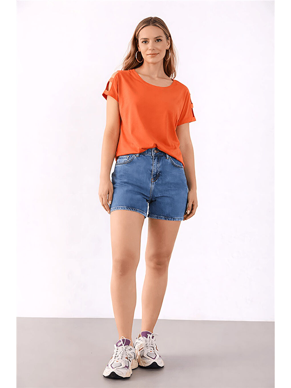 Mercan Pamuk ve Modal Karışımlı Omuz Detaylı Kadın T Shirt 26Y0195K1-1