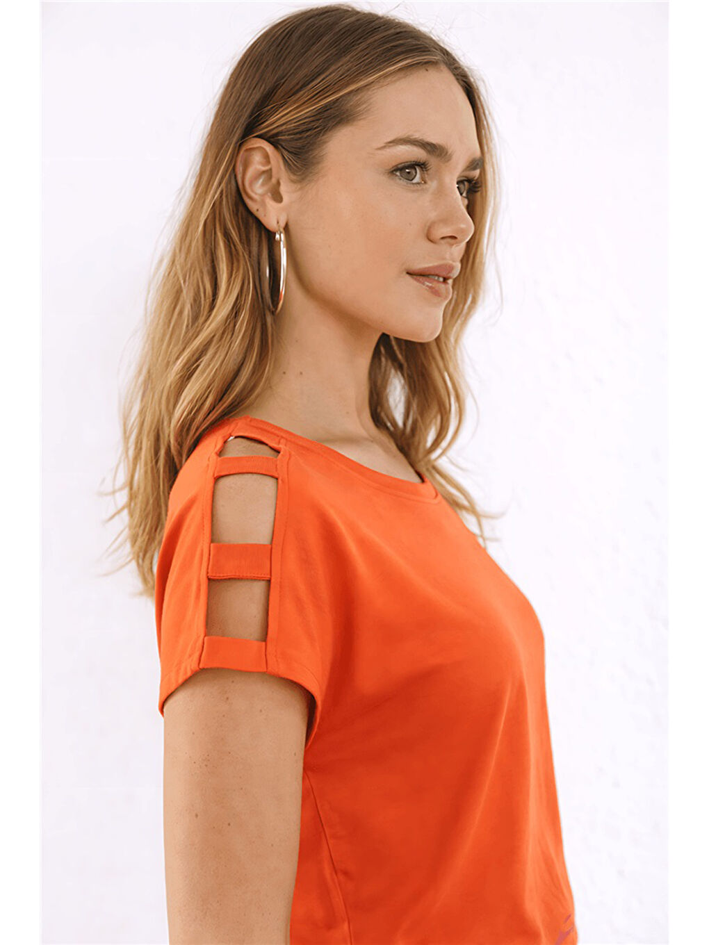 Mercan Pamuk ve Modal Karışımlı Omuz Detaylı Kadın T Shirt 26Y0195K1-2