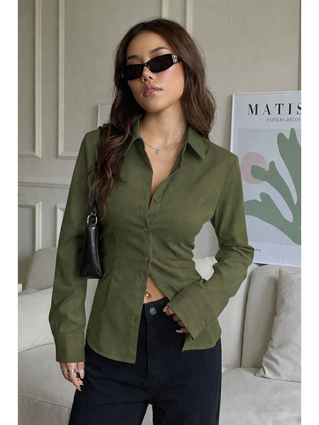 Haki Kadın Arkası Bağcıklı Gömlek Slim Fit Günlük ve Ofis Kombin Modern Tasarım-3