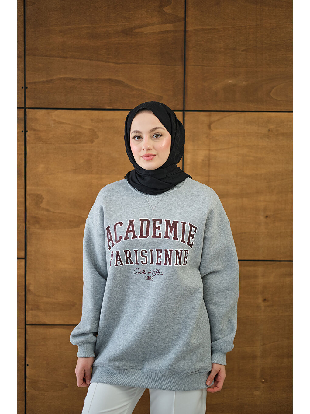 Kadın Yazı Baskılı Nakış İşlemeli Oversize Sweat Koyu Gri