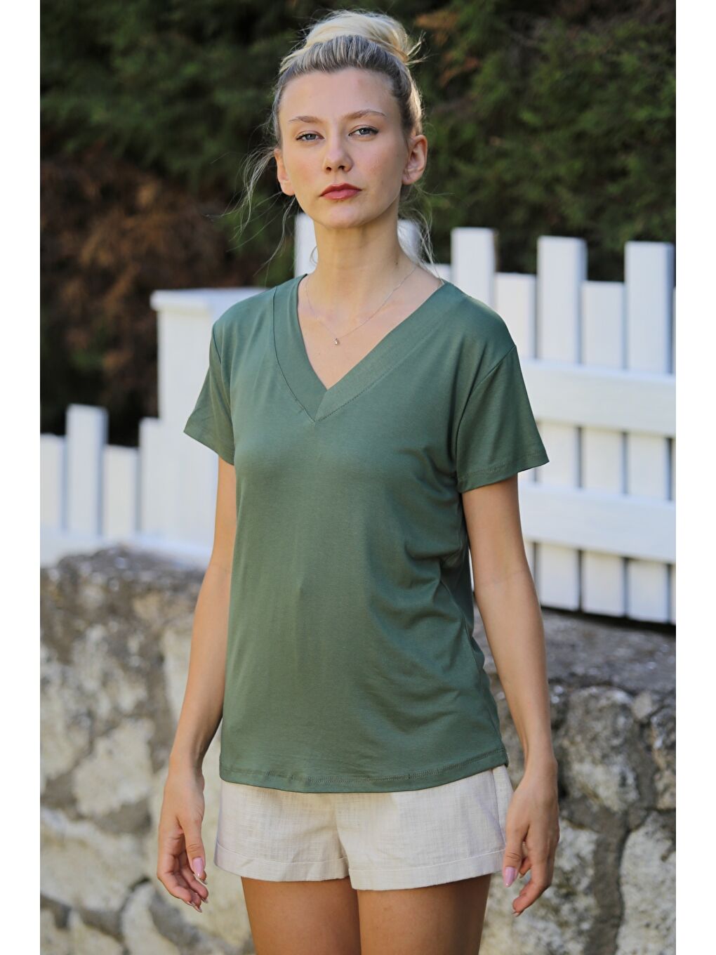 Haki V Yaka Kısa Kol Örme Basic Casual Bluz-2