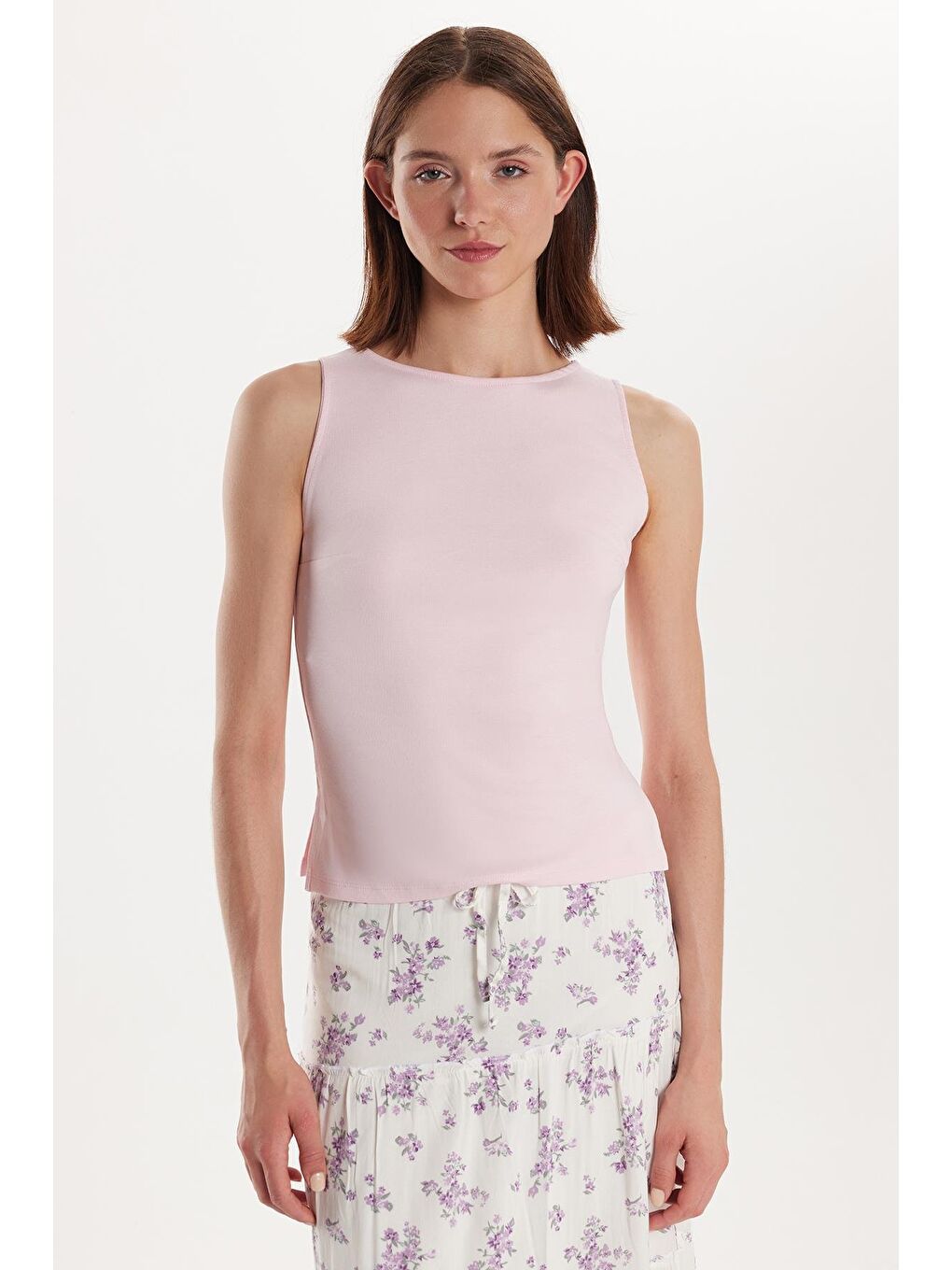 Kadın Modal Kumaş Slim Fit Dar Kesim Bisiklet Yaka Düz Basic Pembe Bluz-3