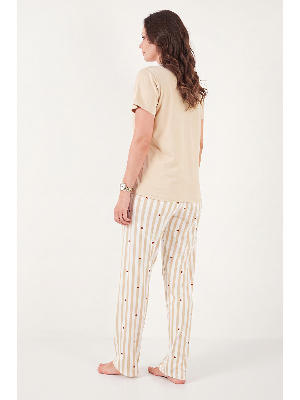 Beyaz Desenli Yumuşak Dokulu Kısa Kollu Pijama Takımı 65750120-6