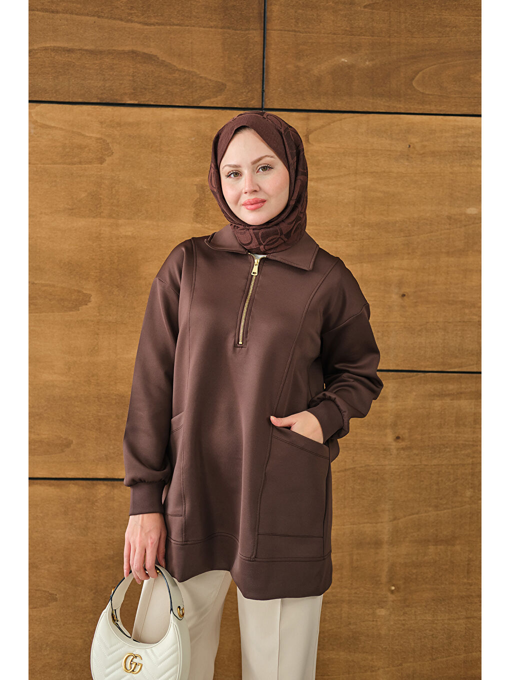 Kadın Cep Ve Yaka Detay Yarım Fermuarlı Sweat Kahverengi