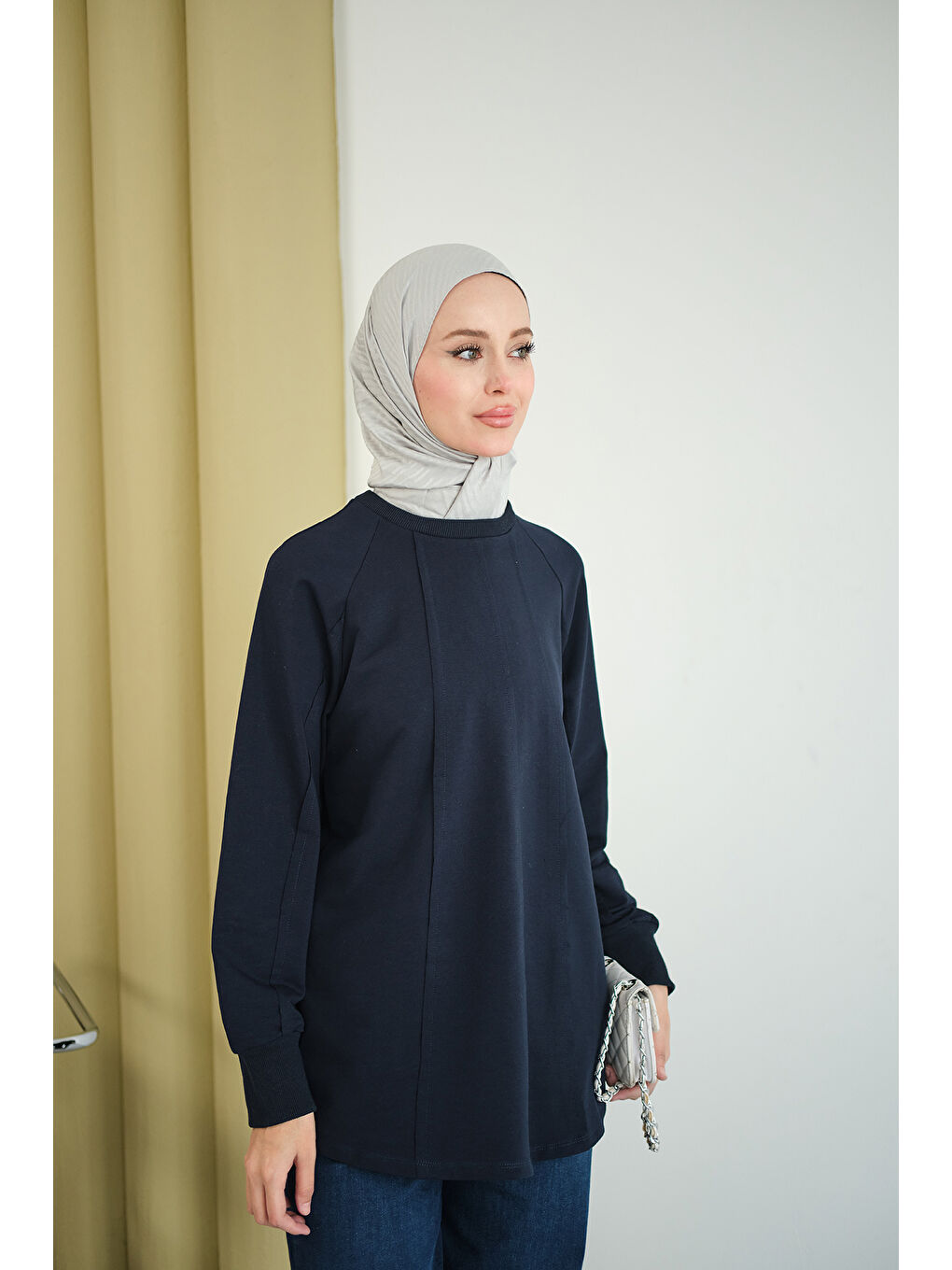 Kadın Dikiş Detaylı Bisiklet Yaka Sweat Lacivert-2